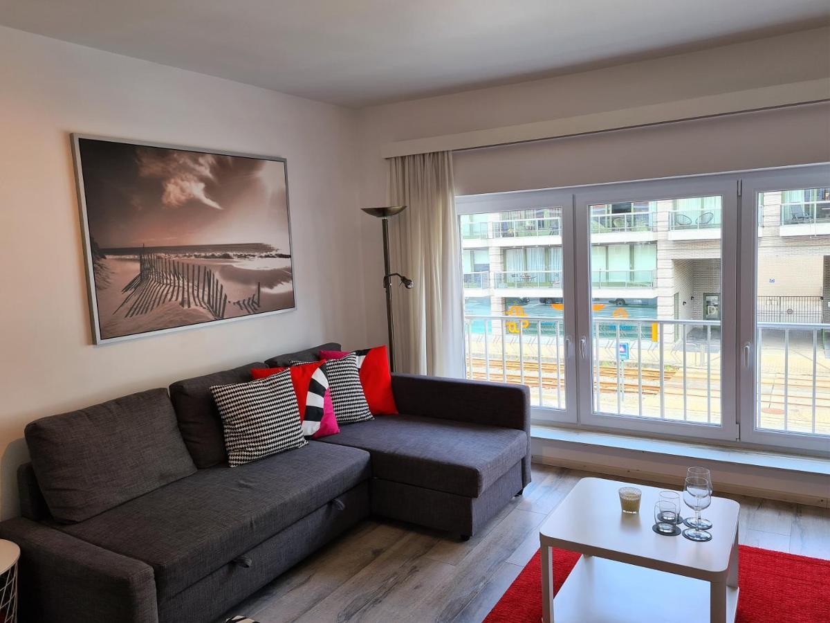 Appartement 2 Chambres 200M Plage Nieuwpoort Bad Exterior photo